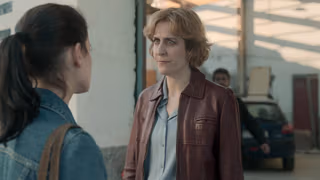 Karlar Kızı 1. Sezon 3. Bölüm izle