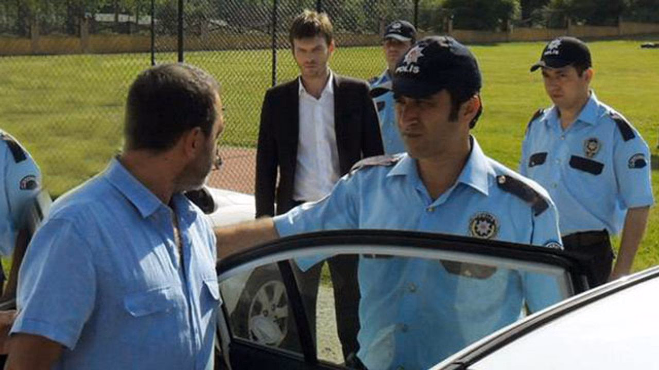 Kuzey Güney 1. Sezon 40. Bölüm izle