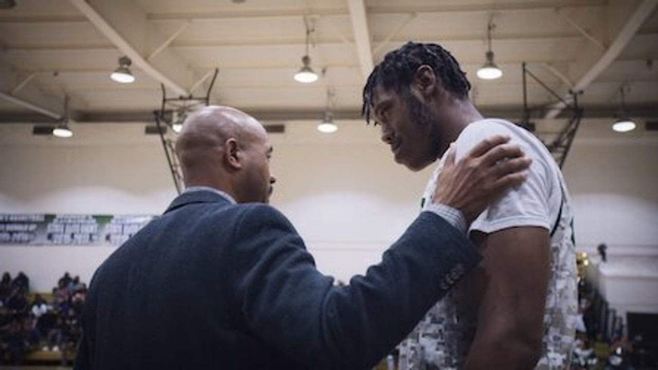 Last Chance U: Basketball 1. Sezon 7. Bölüm izle