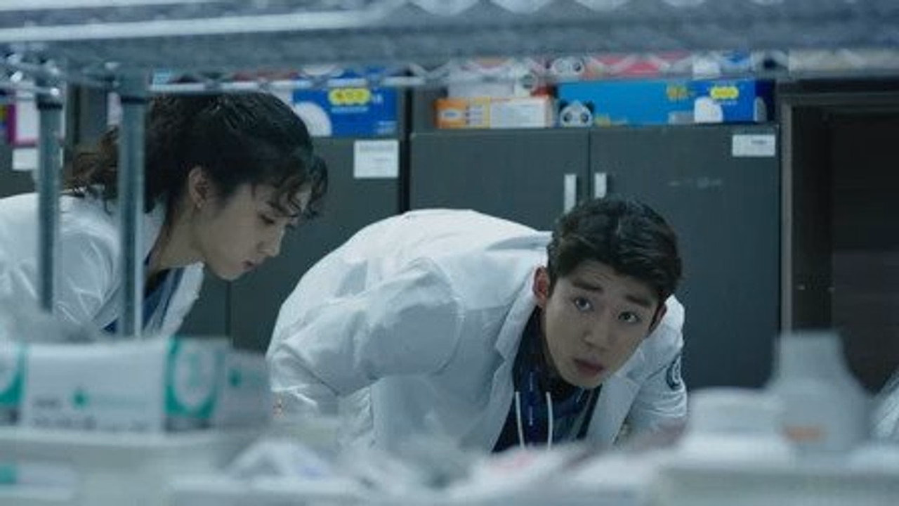 Life 1. Sezon 3. Bölüm izle