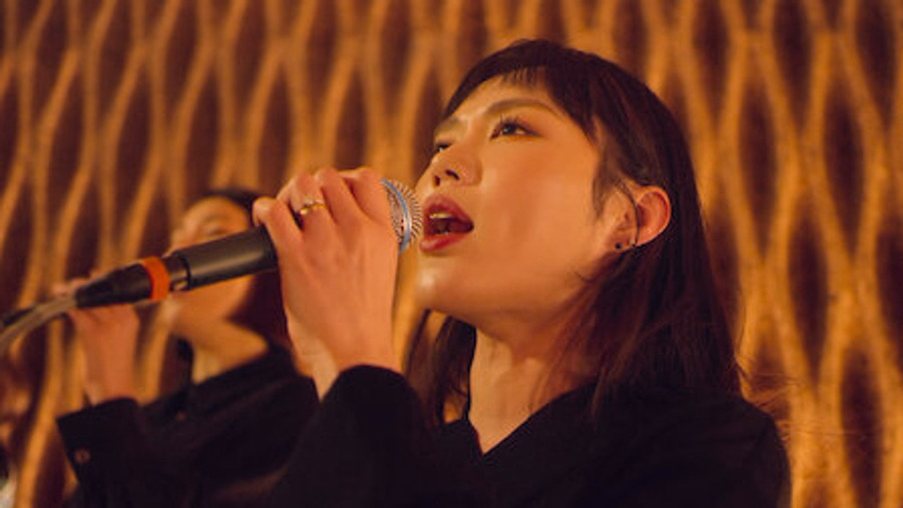 Medianoche en Asia: Comer · Bailar · Soñar 1. Sezon 2. Bölüm izle