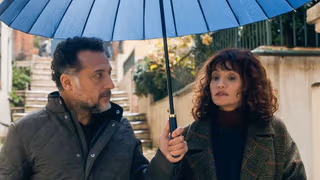 Mira: Her Şey Yolundaymış Gibi 1. Sezon 4. Bölüm izle