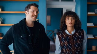 Mira: Her Şey Yolundaymış Gibi 1. Sezon 5. Bölüm izle