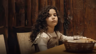 Mira: Her Şey Yolundaymış Gibi 1. Sezon 6. Bölüm izle
