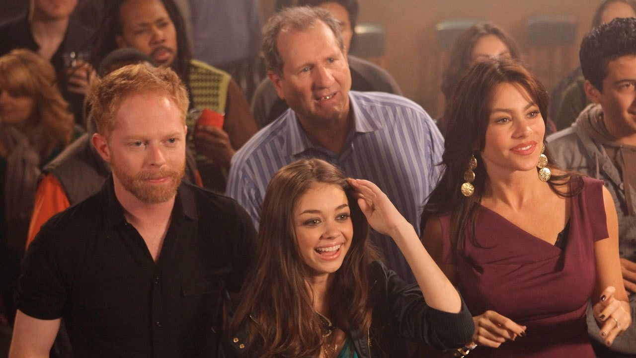 Modern Family 1. Sezon 21. Bölüm izle