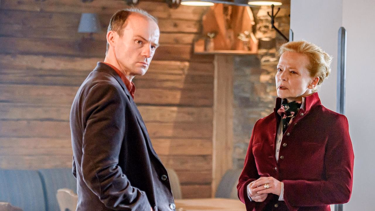 Ölüme Eş 1. Sezon 6. Bölüm izle