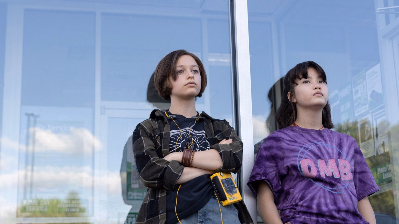 Paper Girls 1. Sezon 2. Bölüm izle
