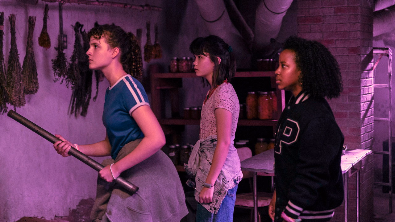 Paper Girls 1. Sezon 7. Bölüm izle