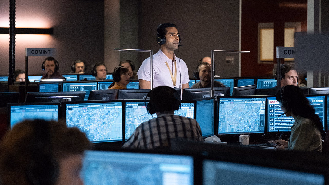 Pine Gap 1. Sezon 1. Bölüm izle