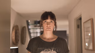 Pine Gap 1. Sezon 6. Bölüm izle