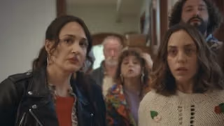 Platonik: Mavi Dolunay Otel 1. Sezon 5. Bölüm izle