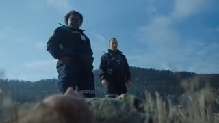 Post Mortem: No One Dies in Skarnes 1. Sezon 1. Bölüm izle