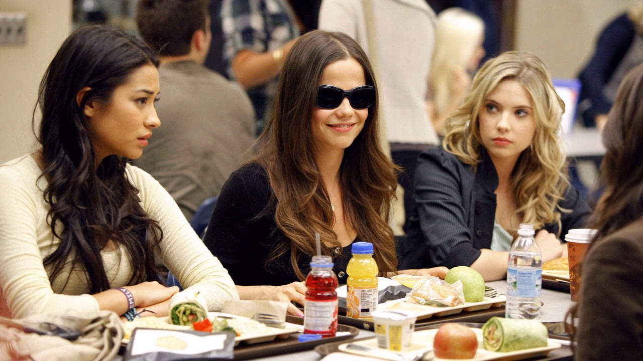 Pretty Little Liars 1. Sezon 2. Bölüm izle