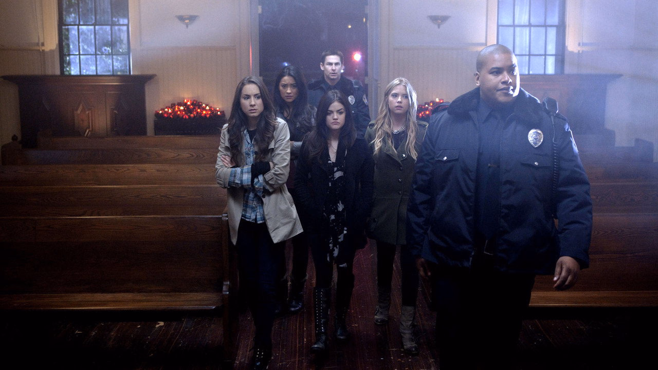Pretty Little Liars 1. Sezon 22. Bölüm izle