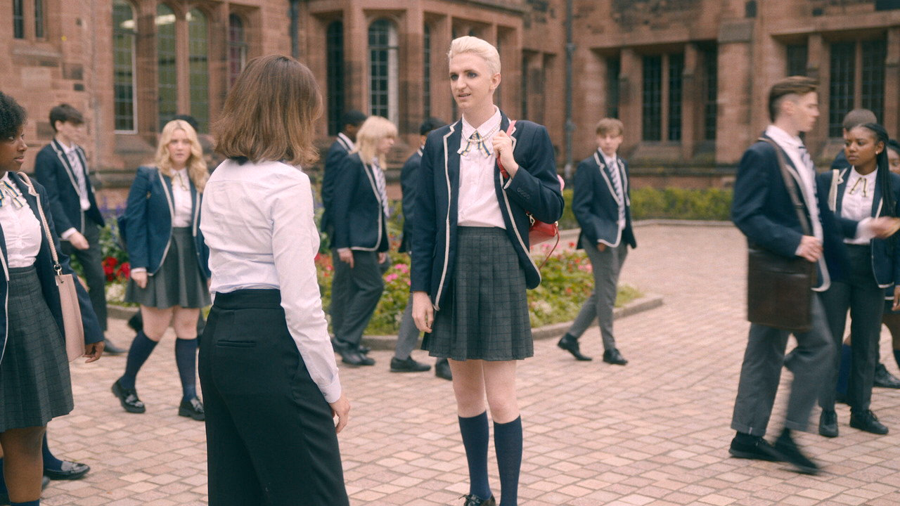Rebel Cheer Squad: A Get Even Series 1. Sezon 5. Bölüm izle