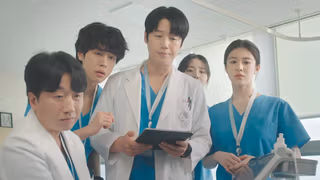Resident Playbook 1. Sezon 8. Bölüm izle