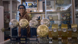 Ronaldinho Efsanesi 1. Sezon 1. Bölüm izle