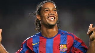 Ronaldinho Efsanesi 1. Sezon 2. Bölüm izle