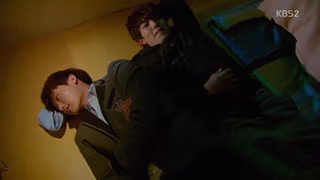 School 2013 1. Sezon 10. Bölüm izle