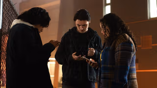 School Spirits 1. Sezon 5. Bölüm izle