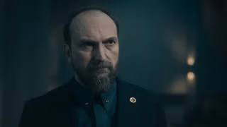 Sıcak Kafa 1. Sezon 5. Bölüm izle
