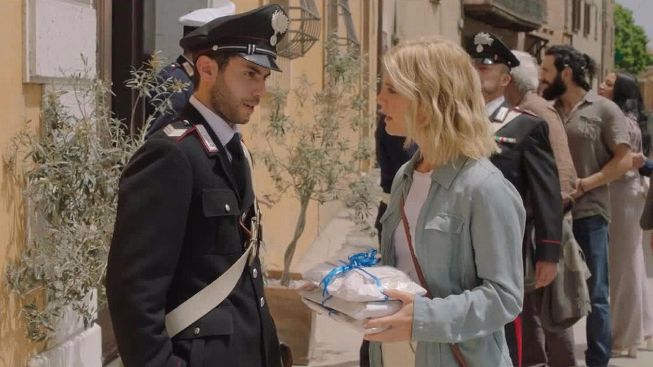 Signora Volpe 1. Sezon 2. Bölüm izle