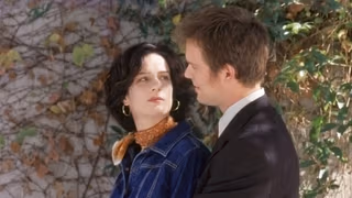 Six Feet Under 1. Sezon 5. Bölüm izle