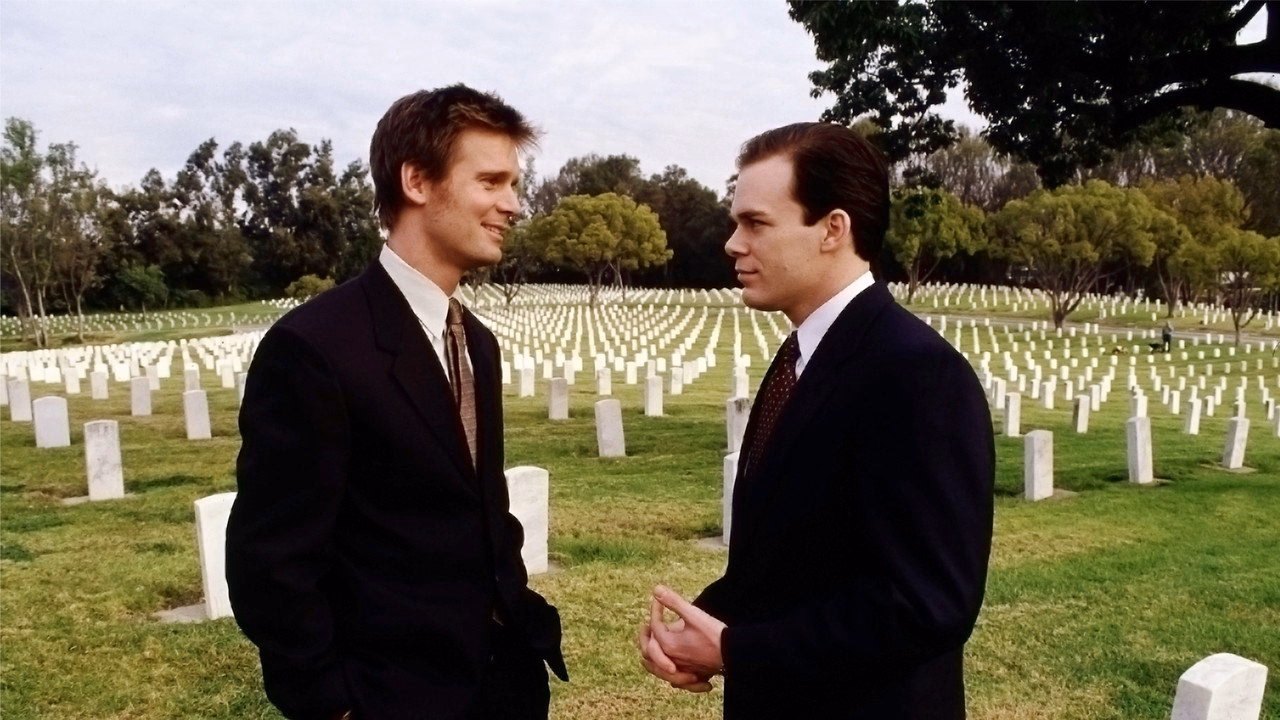 Six Feet Under 1. Sezon 7. Bölüm izle