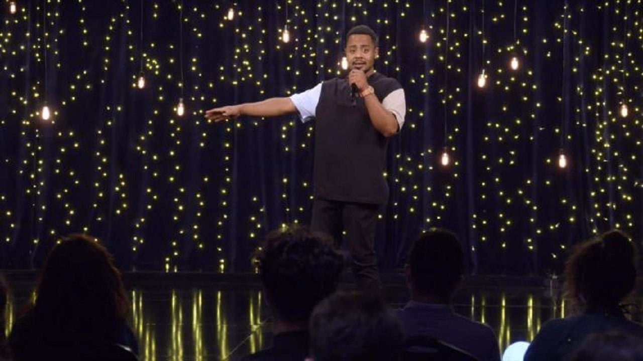 Stand-Up Evreni 1. Sezon 4. Bölüm izle