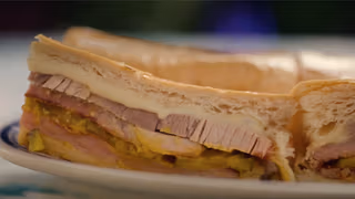 Street Food: ABD 1. Sezon 6. Bölüm izle
