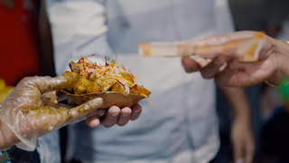 Street Food: Asya 1. Sezon 3. Bölüm izle