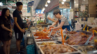 Street Food: Asya 1. Sezon 6. Bölüm izle