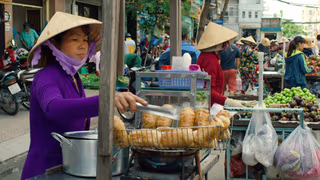 Street Food: Asya 1. Sezon 7. Bölüm izle
