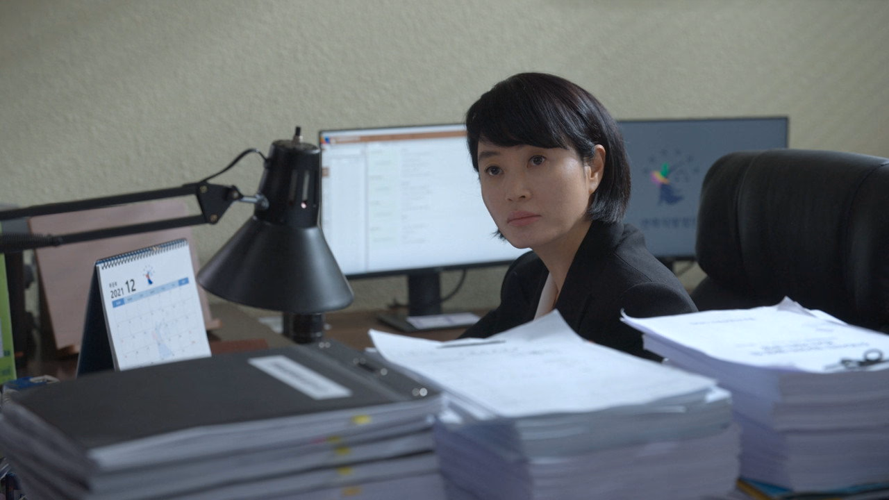 Suça İtilen Çocuklar 1. Sezon 1. Bölüm izle