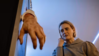 The Bite 1. Sezon 2. Bölüm izle