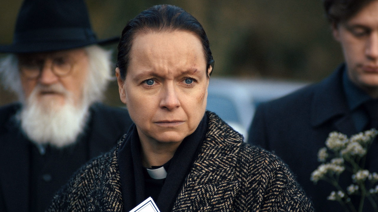 The Burning Girls 1. Sezon 6. Bölüm izle