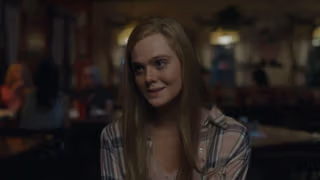 The Girl from Plainville 1. Sezon 1. Bölüm izle