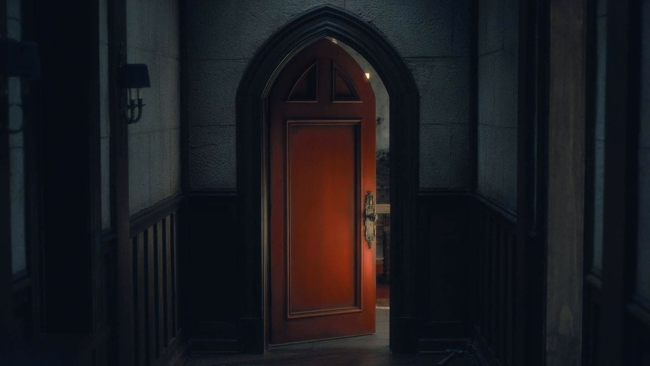 The Haunting: Tepedeki Ev 1. Sezon 9. Bölüm izle
