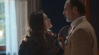The Lying Life of Adults 1. Sezon 4. Bölüm izle