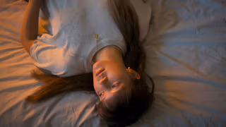 The Me You Can't See 1. Sezon 2. Bölüm izle