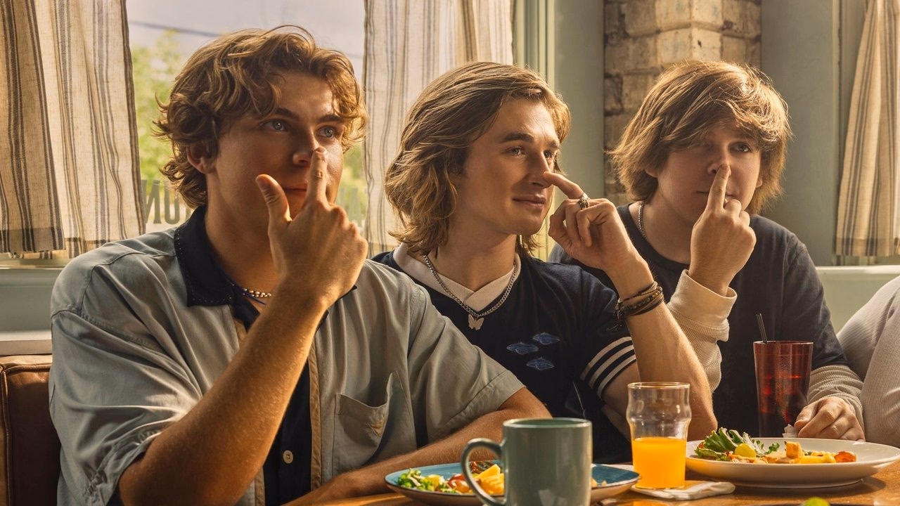 The Runarounds 1. Sezon 2. Bölüm izle