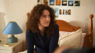The Walsh Sisters 1. Sezon 1. Bölüm izle