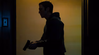 Too Old to Die Young 1. Sezon 5. Bölüm izle