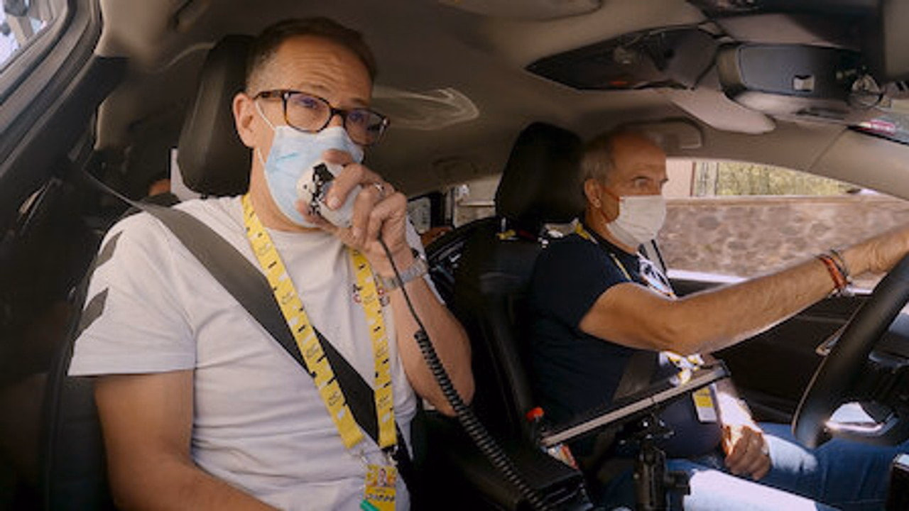 Tour de France: Zincirleri Kırmak 1. Sezon 3. Bölüm izle