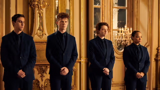 Vampire Academy 1. Sezon 6. Bölüm izle