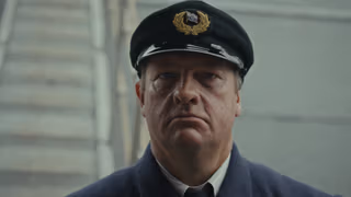 War Sailor 1. Sezon 1. Bölüm izle