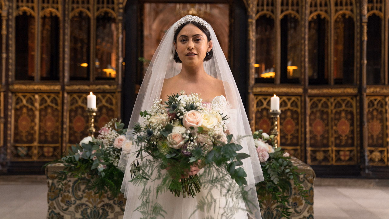 Wedding Season 1. Sezon 1. Bölüm izle