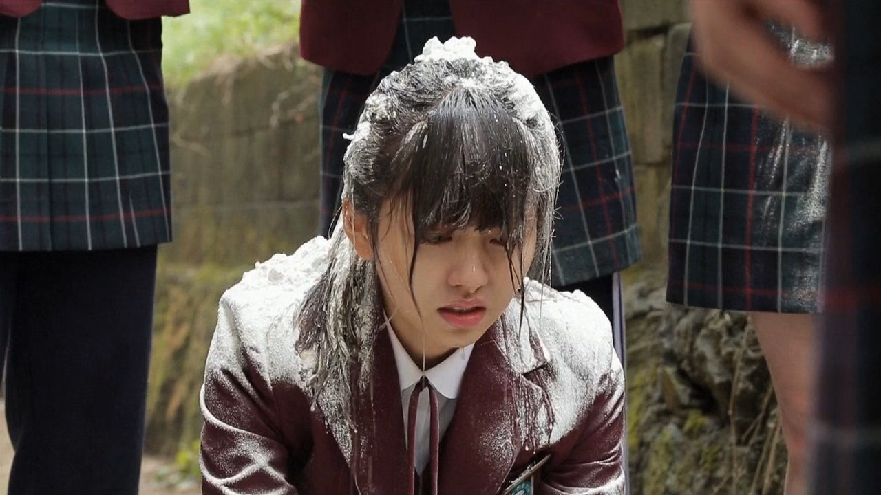 Who Are You: School 2015 1. Sezon 1. Bölüm izle