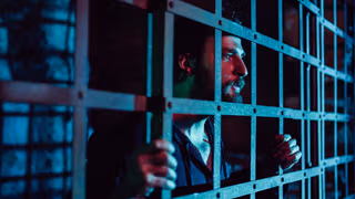 Yaşamayanlar 1. Sezon 1. Bölüm izle