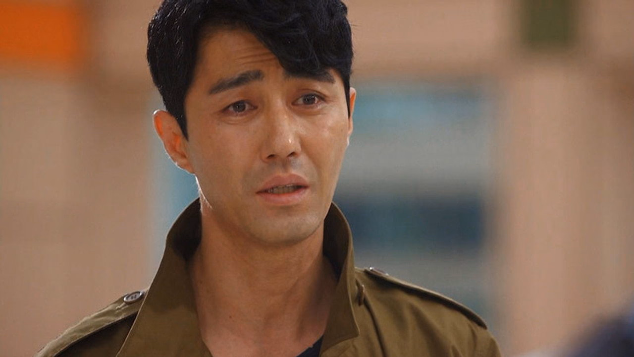You're All Surrounded 1. Sezon 9. Bölüm izle